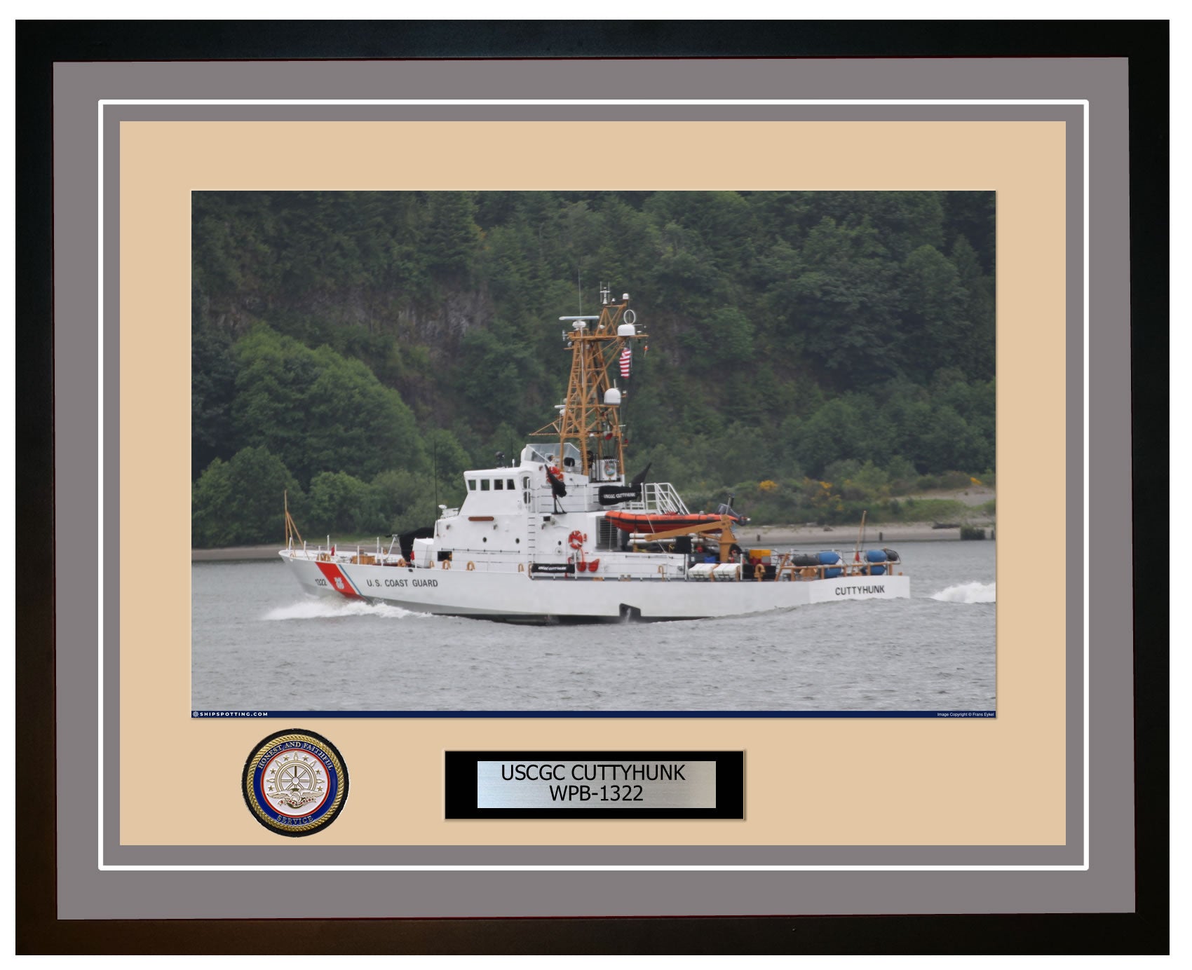 USCGC CUTTYHUNK WPB 1322 Framed Coast Guard Ship Photo Grey 160WPB1322